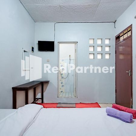 Nafisa Homestay Syariah Near Jatim Park 3 Batu Mitra Reddoorz Маланг Екстериор снимка
