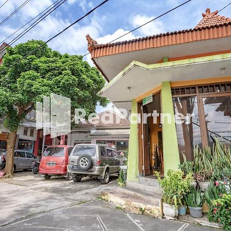 Nafisa Homestay Syariah Near Jatim Park 3 Batu Mitra Reddoorz Маланг Екстериор снимка