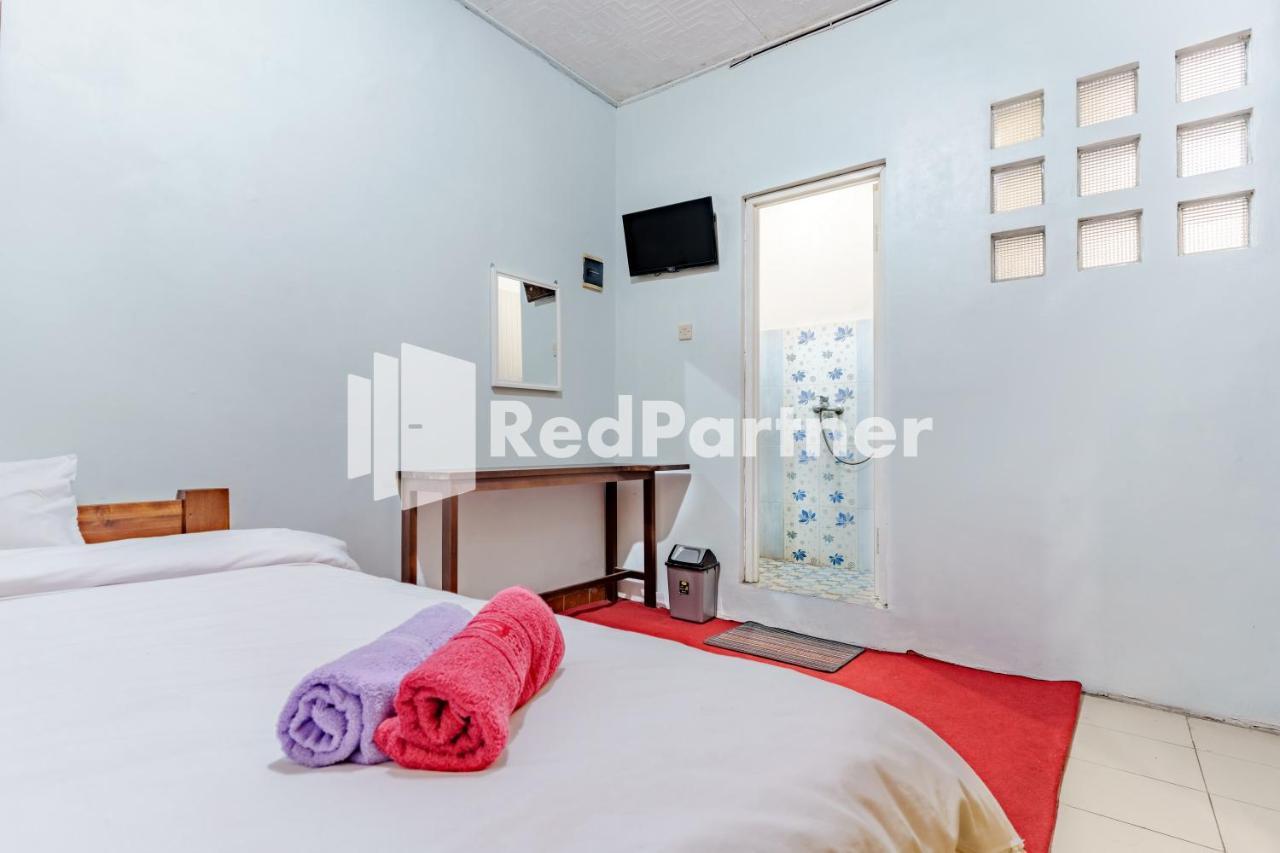 Nafisa Homestay Syariah Near Jatim Park 3 Batu Mitra Reddoorz Маланг Екстериор снимка